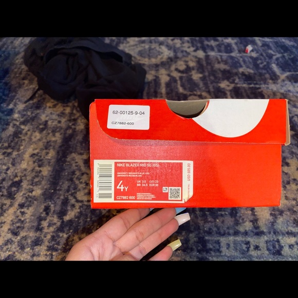 NIKE BLAZER - Picture 4 of 5